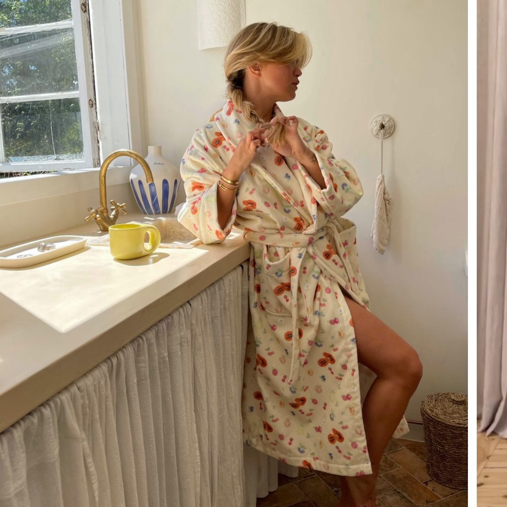 Djerf Avenue Robe
